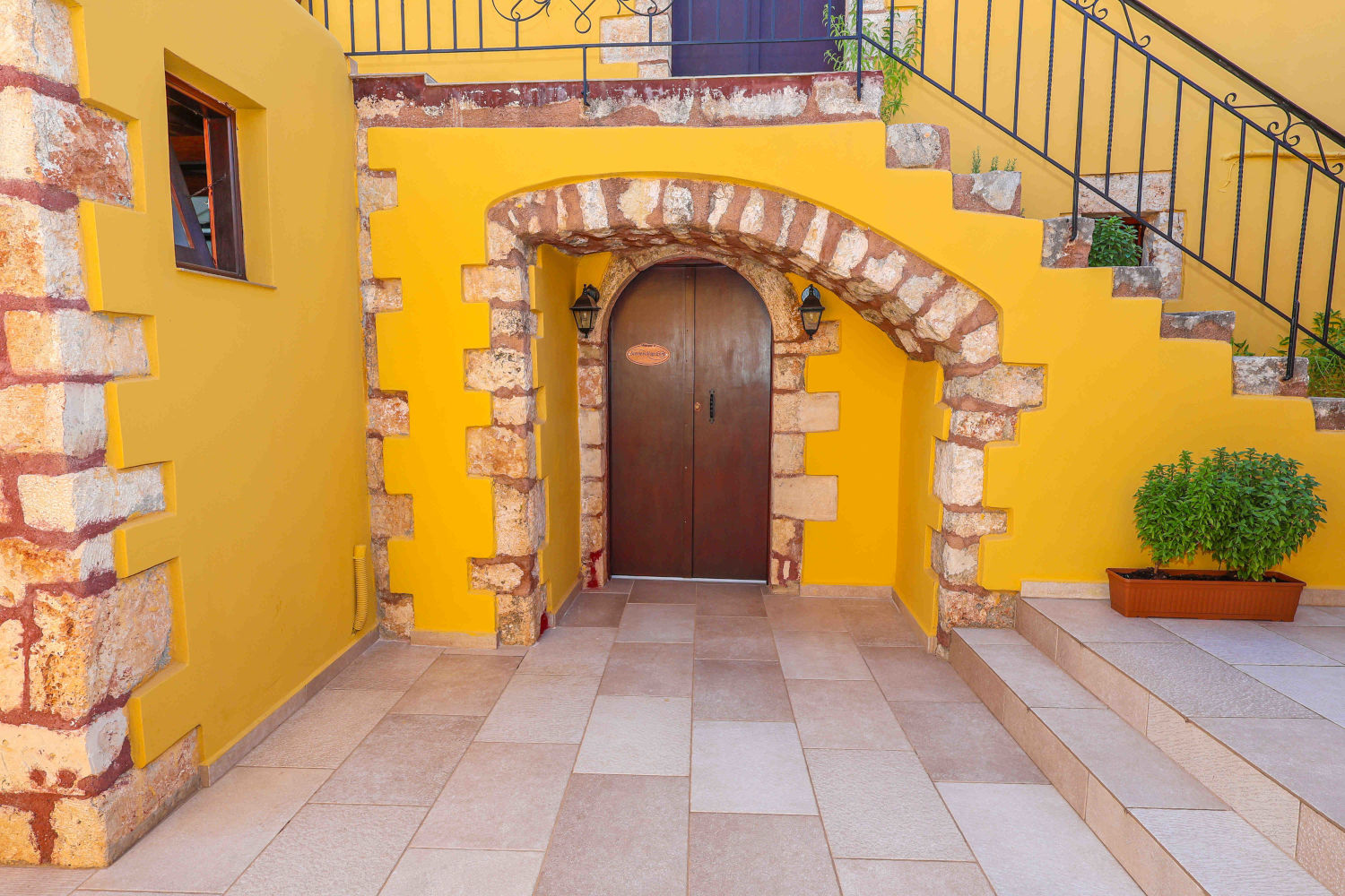 Lower floor entrance